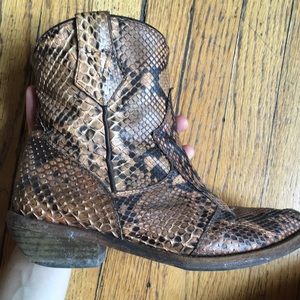 Real Python low boots made in Italy